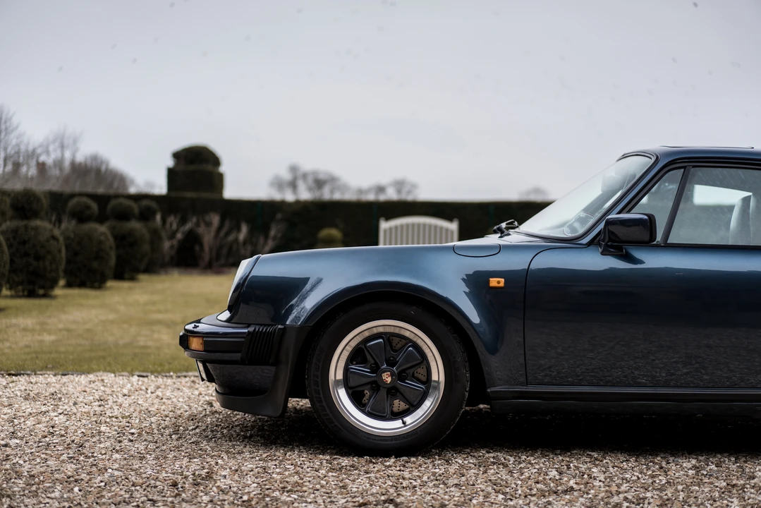 1985 Porsche 911 Carrera 3.2 - Image 29 of 31