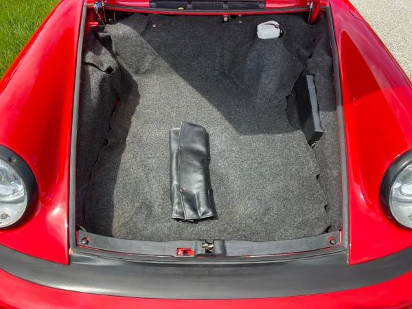 1985 Porsche 911 Carrera 3.2 - Image 16 of 21