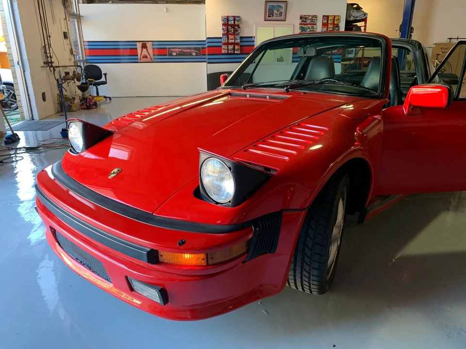 1985 Porsche 911 Carrera 3.2 - Image 9 of 25