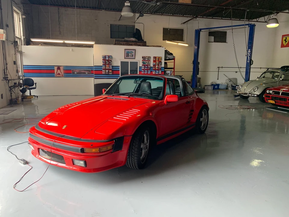 1985 Porsche 911 Carrera 3.2 - Image 3 of 25