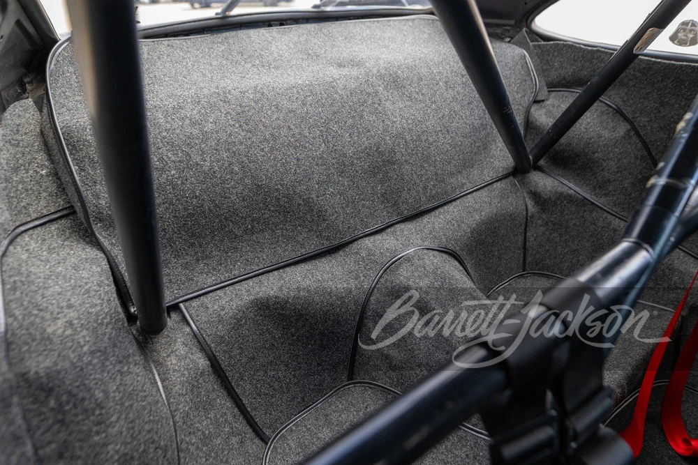 1985 Porsche 911 Carrera 3.2 - Image 25 of 31