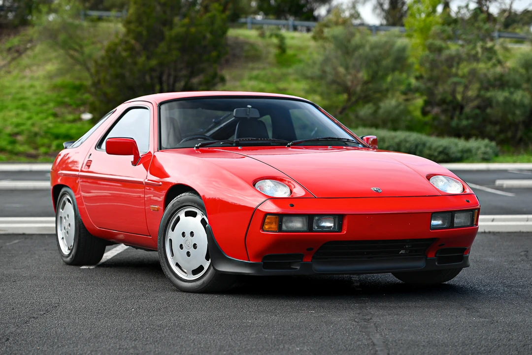 1985 Porsche 928 S - Image 2 of 31