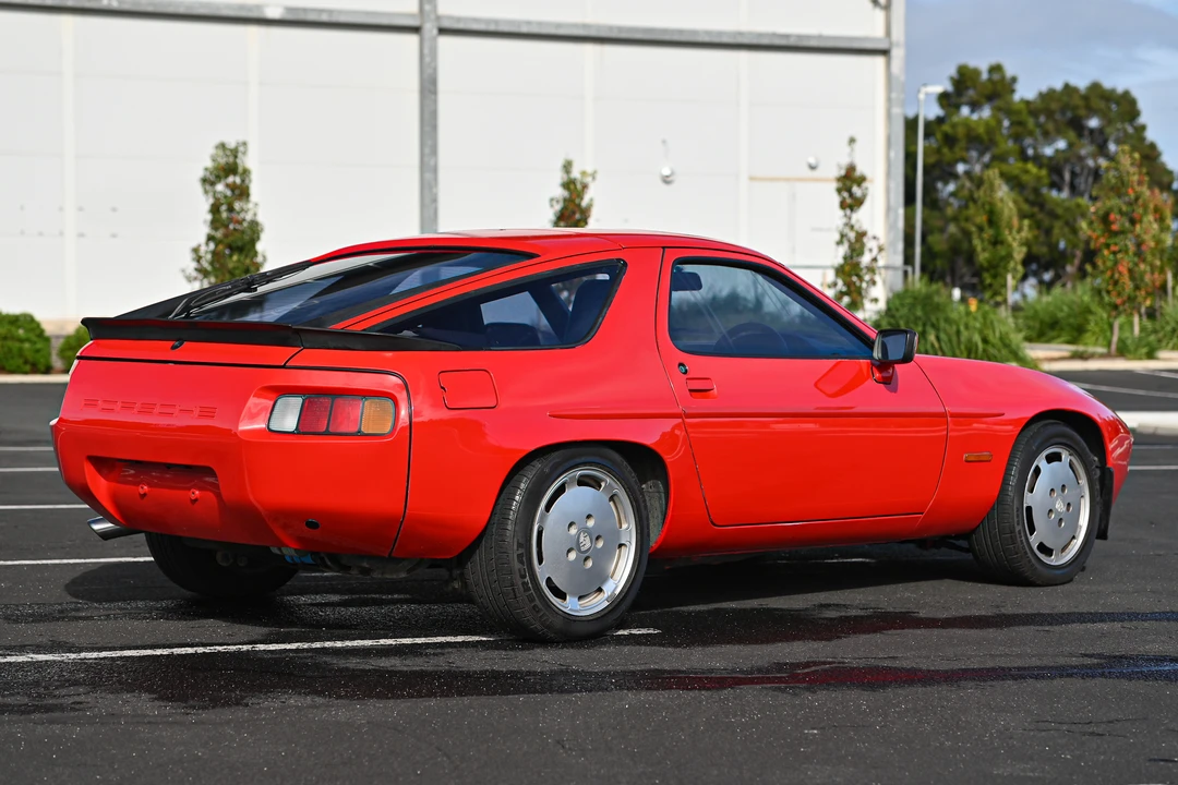 1985 Porsche 928 S - Image 6 of 31