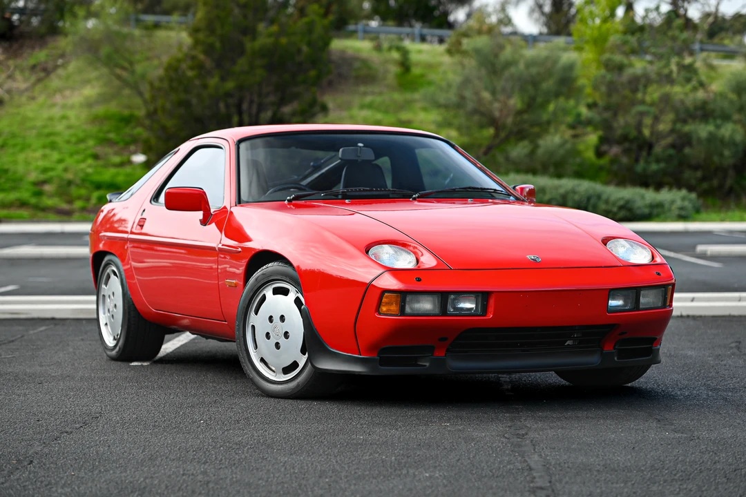 1985 Porsche 928 S - Image 13 of 31