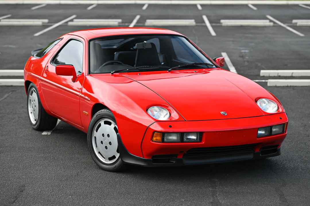 1985 Porsche 928 S - Image 14 of 31