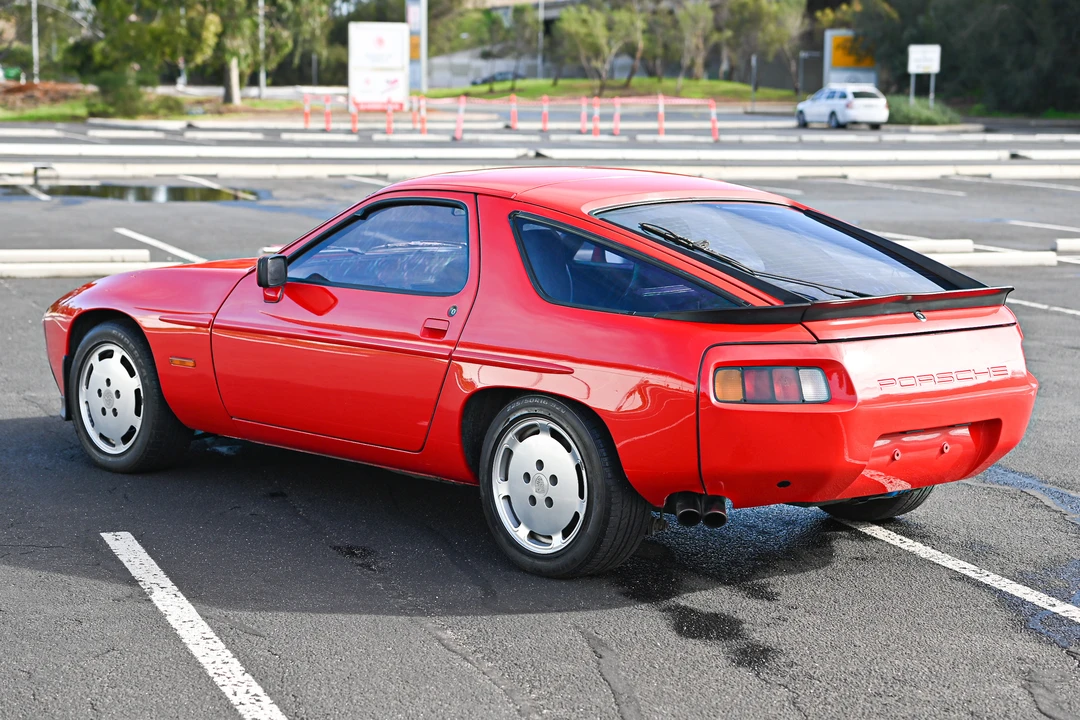 1985 Porsche 928 S - Image 18 of 31