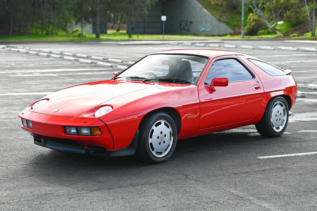 1985 Porsche 928 S - Image 15 of 31