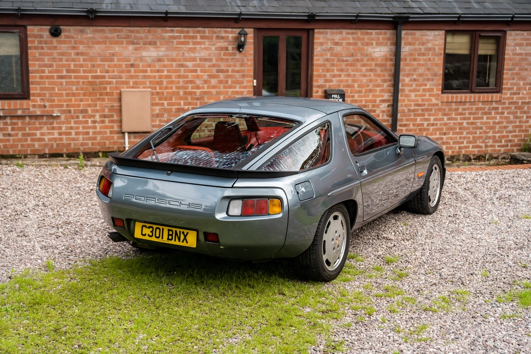 1985 Porsche 928 S - Image 14 of 31