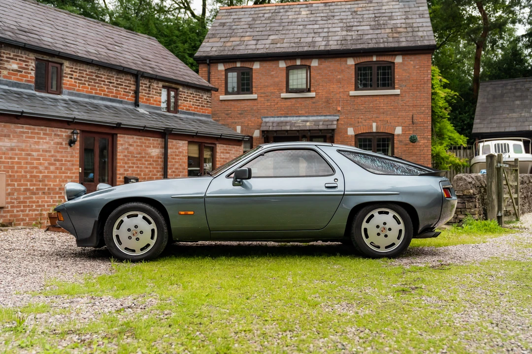 1985 Porsche 928 S - Image 5 of 31