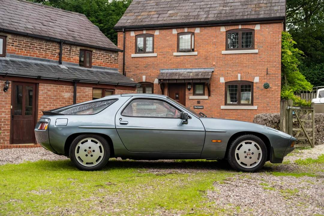 1985 Porsche 928 S - Image 8 of 31