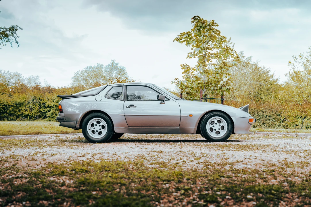 1985 Porsche 944 - Image 16 of 31