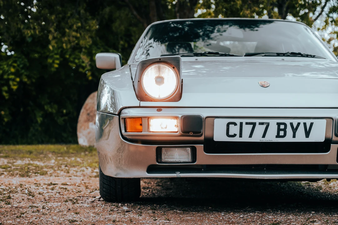 1985 Porsche 944 - Image 21 of 31