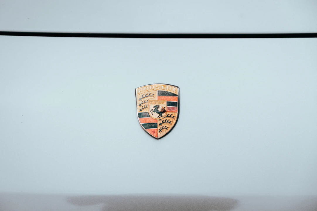 1985 Porsche 944 - Image 29 of 31
