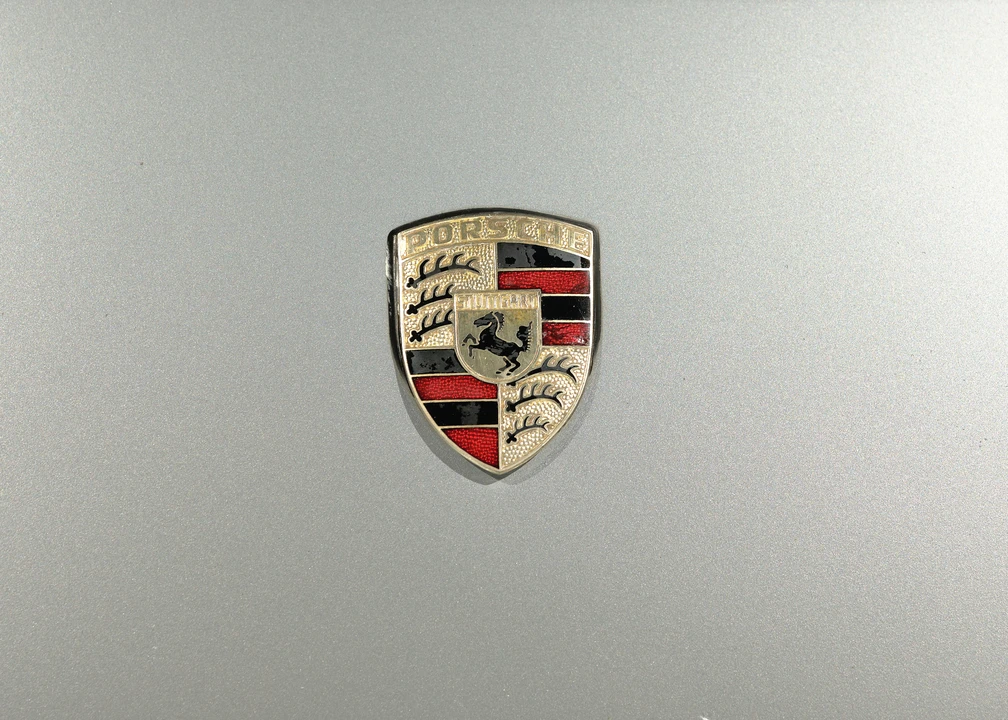 1985 Porsche 944 - Image 24 of 31