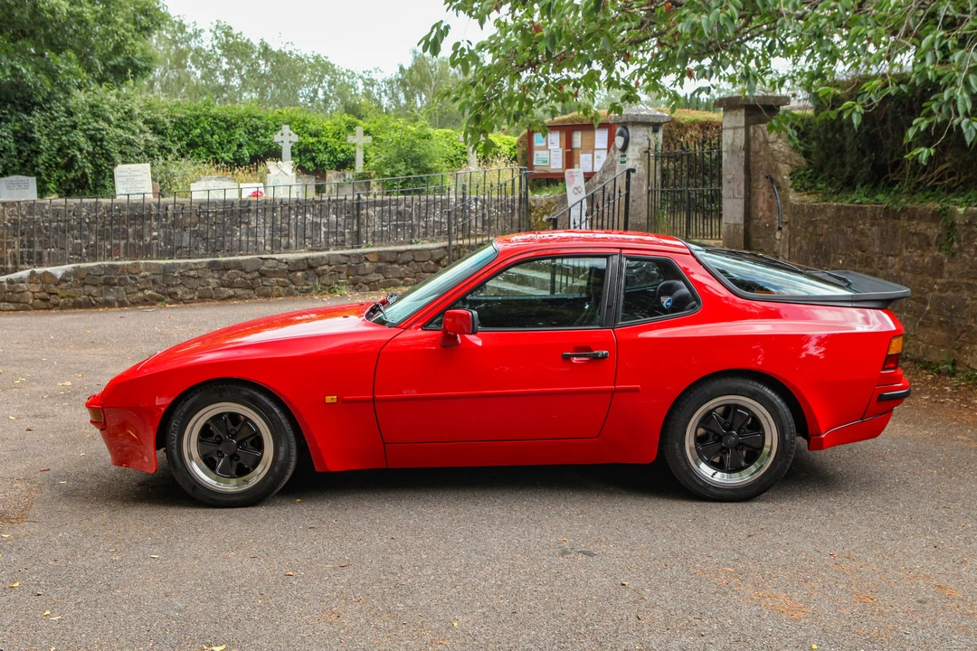 1985 Porsche 944 - Image 5 of 31