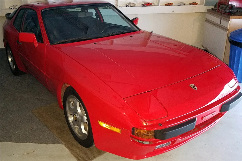 1985 Porsche 944 - Image 2 of 6