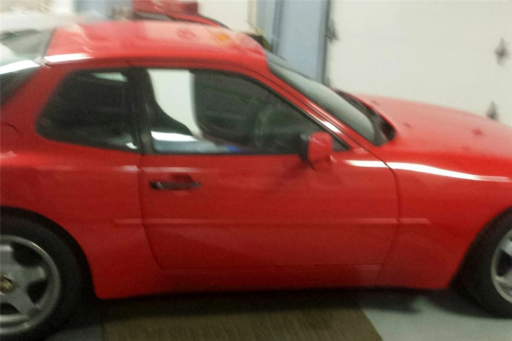 1985 Porsche 944 - Image 6 of 6