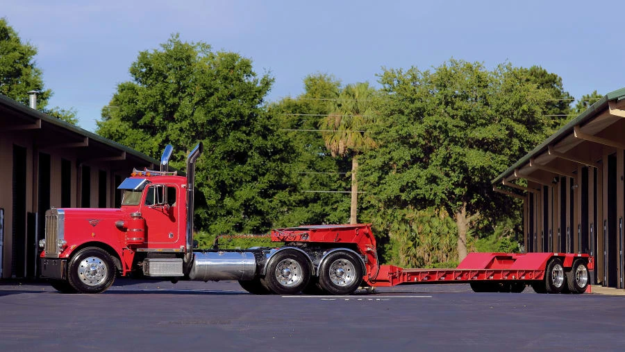 1985 Peterbilt - Image 2 of 12