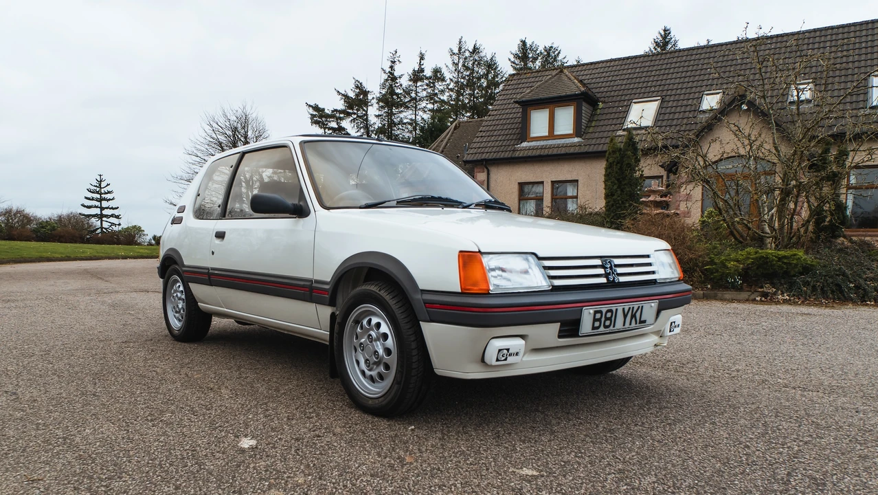 1985 Peugeot 205 GTI - Image 9 of 31