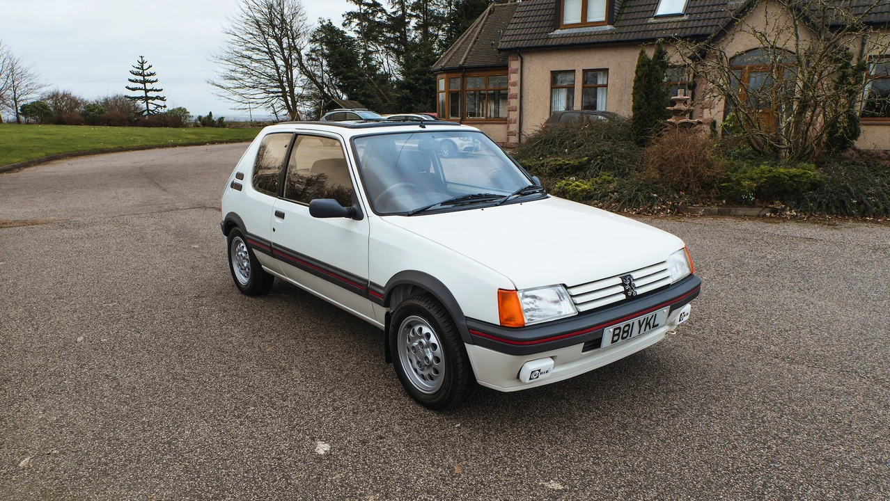 1985 Peugeot 205 GTI - Image 16 of 31