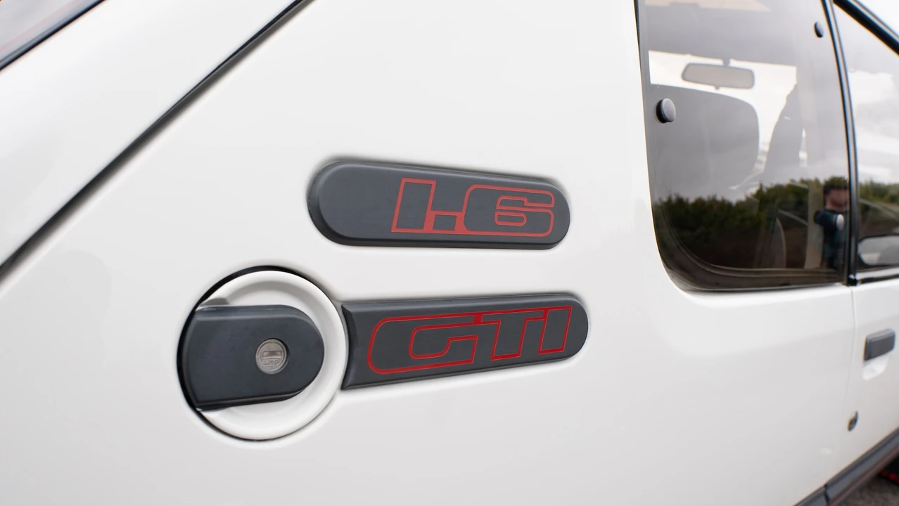 1985 Peugeot 205 GTI - Image 20 of 31