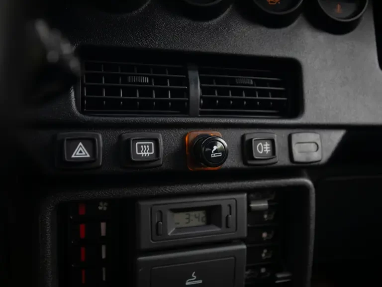1985 Peugeot 205 - Image 30 of 31