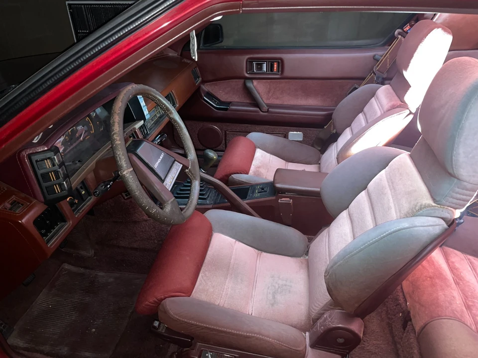 1985 Plymouth - Image 5 of 13