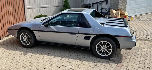 1985 Pontiac Fiero