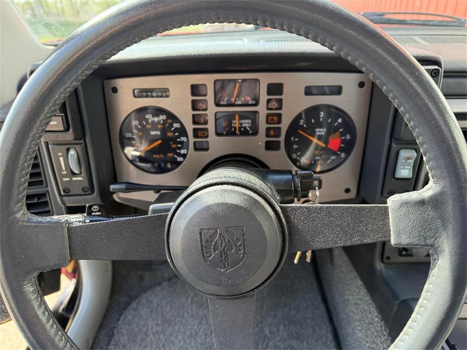 1985 Pontiac Fiero GT - Image 11 of 31