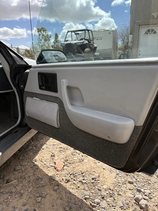 1985 Pontiac Fiero GT - Image 23 of 27