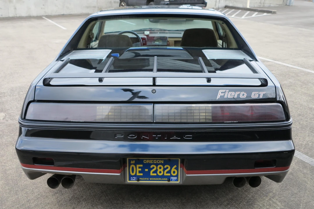 1985 Pontiac Fiero GT - Image 5 of 31