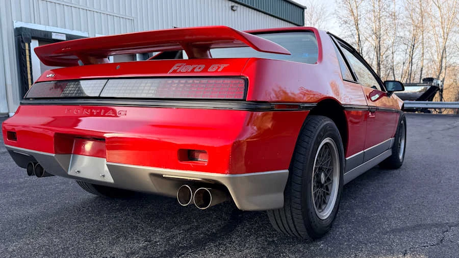 1985 Pontiac Fiero GT - Image 8 of 27
