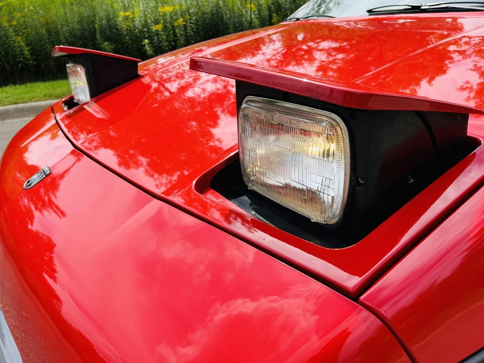 1985 Pontiac Fiero GT - Image 16 of 31