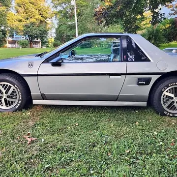 1985 Pontiac Fiero GT