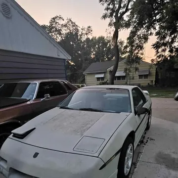 1985 Pontiac Fiero GT