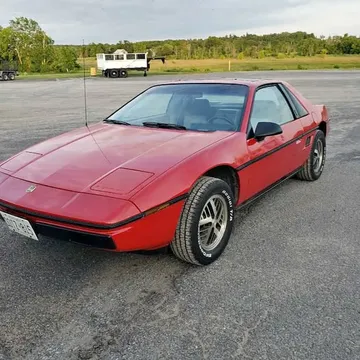 1985 Pontiac Fiero SE