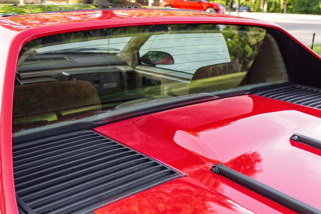 1985 Pontiac Fiero - Image 19 of 31