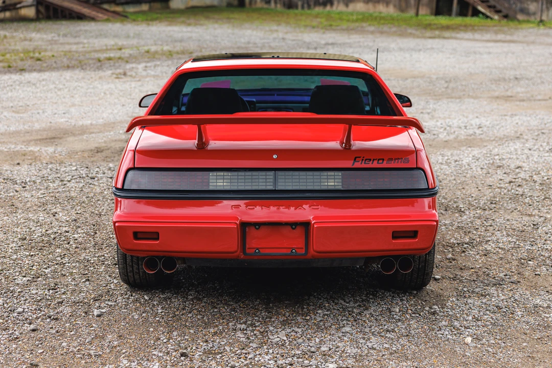 1985 Pontiac Fiero GT - Image 9 of 31
