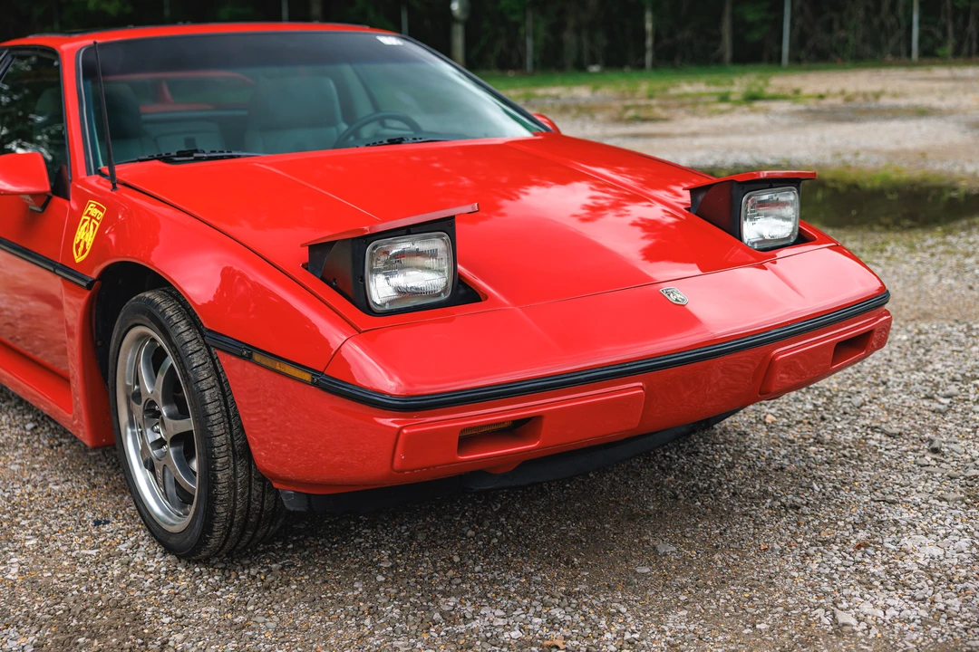 1985 Pontiac Fiero GT - Image 15 of 31