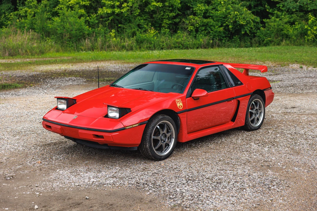 1985 Pontiac Fiero GT - Image 2 of 31