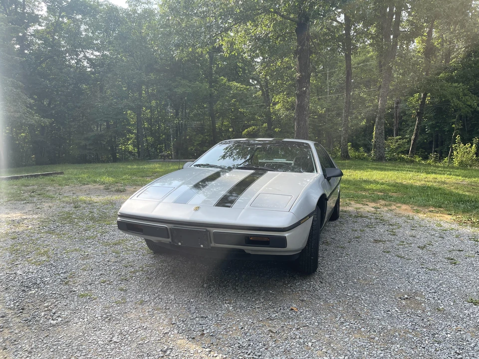 1985 Pontiac Fiero - Image 7 of 31