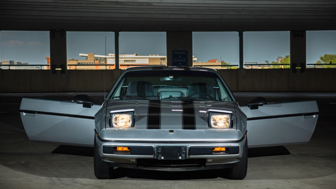 1985 Pontiac Fiero - Image 22 of 31