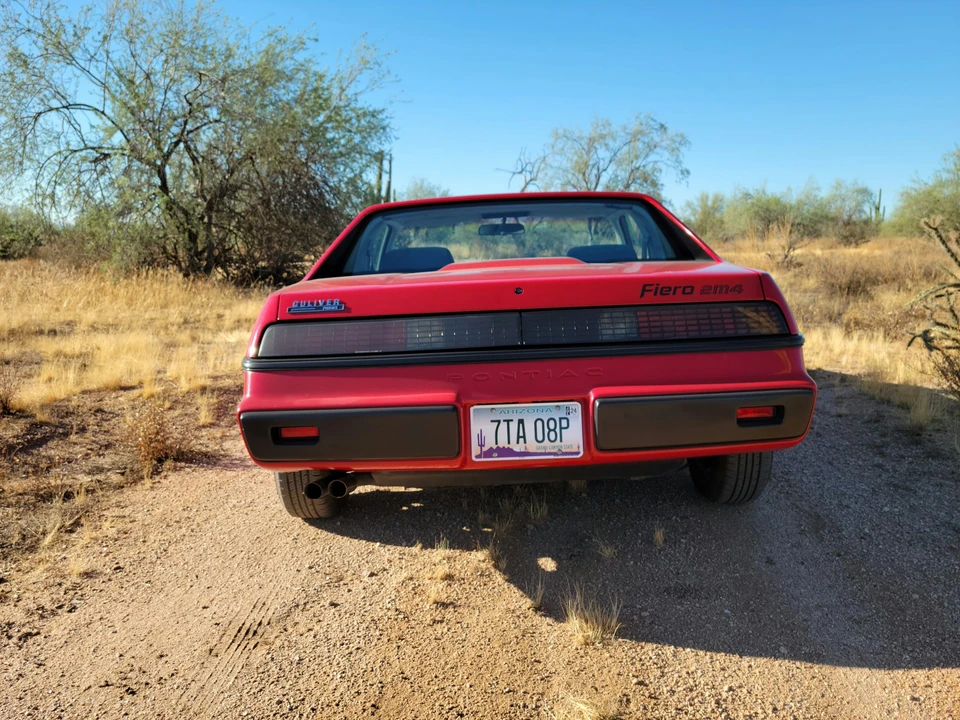 1985 Pontiac Fiero - Image 6 of 31