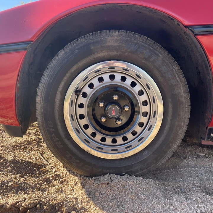1985 Pontiac Fiero - Image 30 of 31