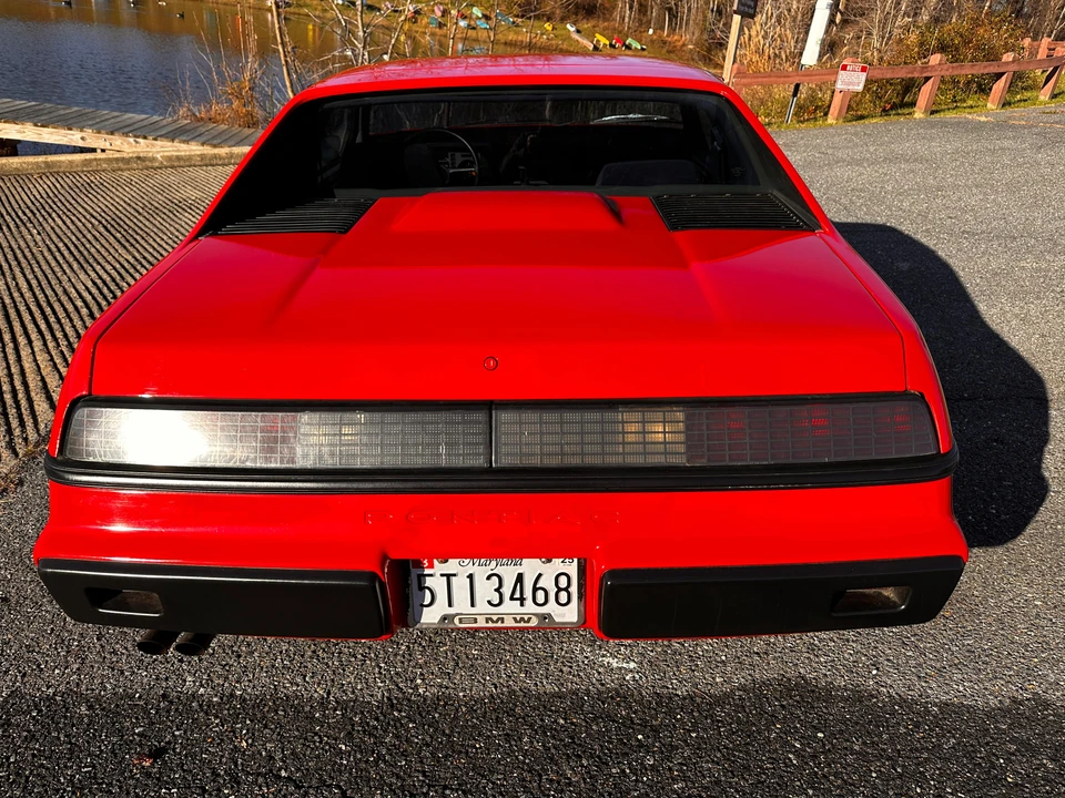 1985 Pontiac Fiero - Image 18 of 18