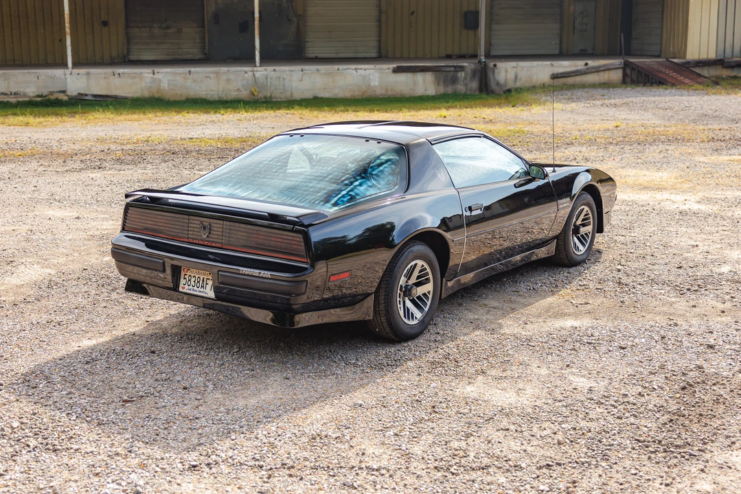 1985 Pontiac Firebird 3rd Gen - Image 8 of 31