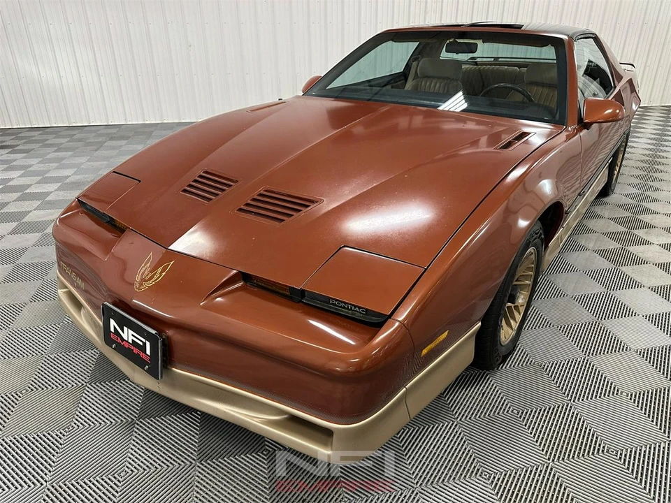 1985 Pontiac Firebird 3rd Gen - Image 3 of 31