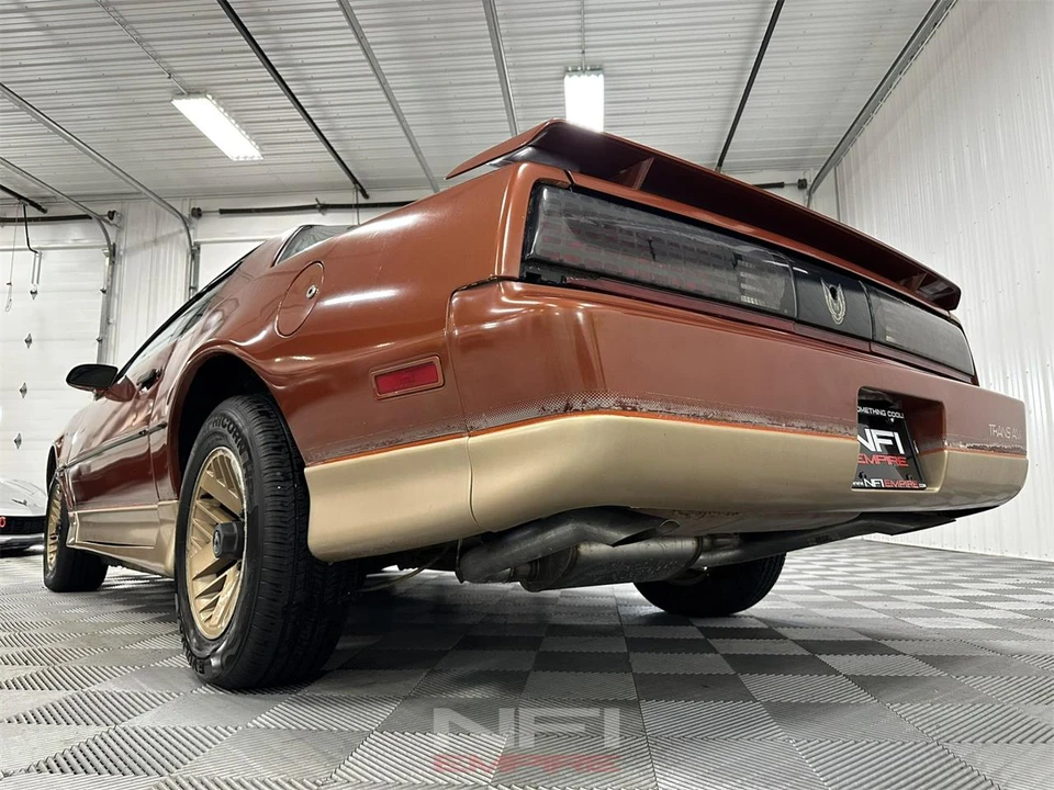 1985 Pontiac Firebird 3rd Gen - Image 21 of 31