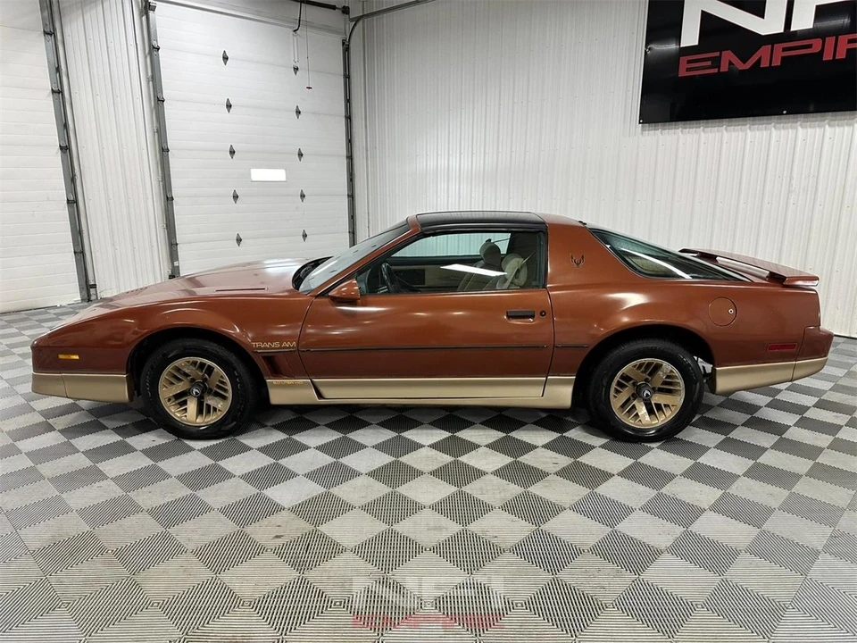 1985 Pontiac Firebird 3rd Gen - Image 2 of 31