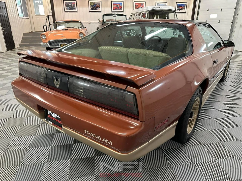 1985 Pontiac Firebird 3rd Gen - Image 8 of 31